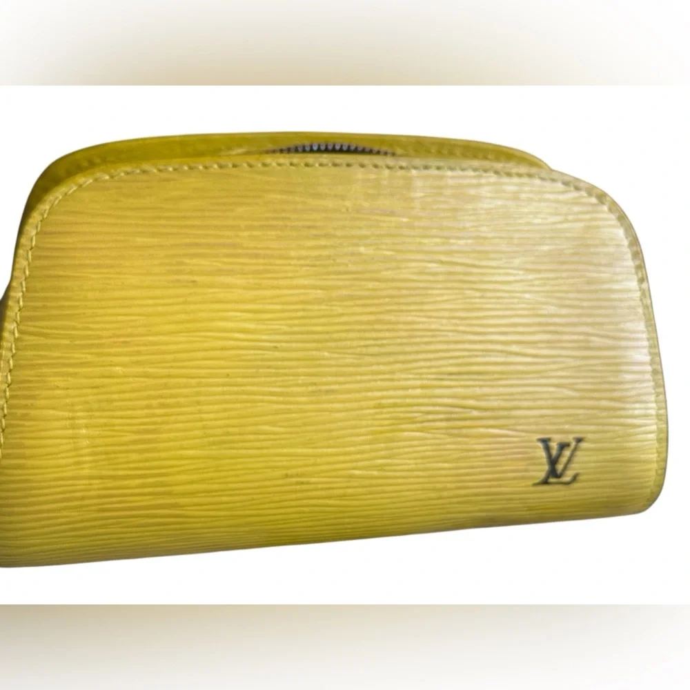 Vintage LOUIS VUITTON Epi Dauphine PM Pouch Yellow-READ
